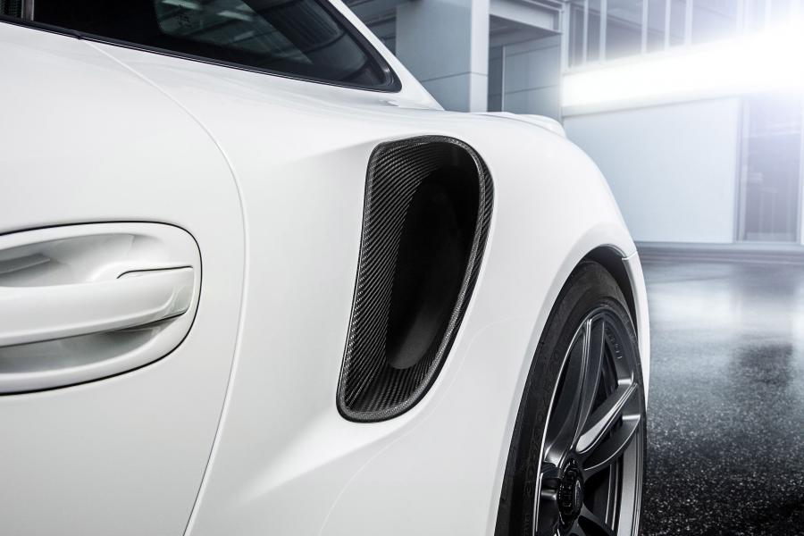  Porsche 911 Turbo White by TechArt 2014 года  (фото 8 из 11)